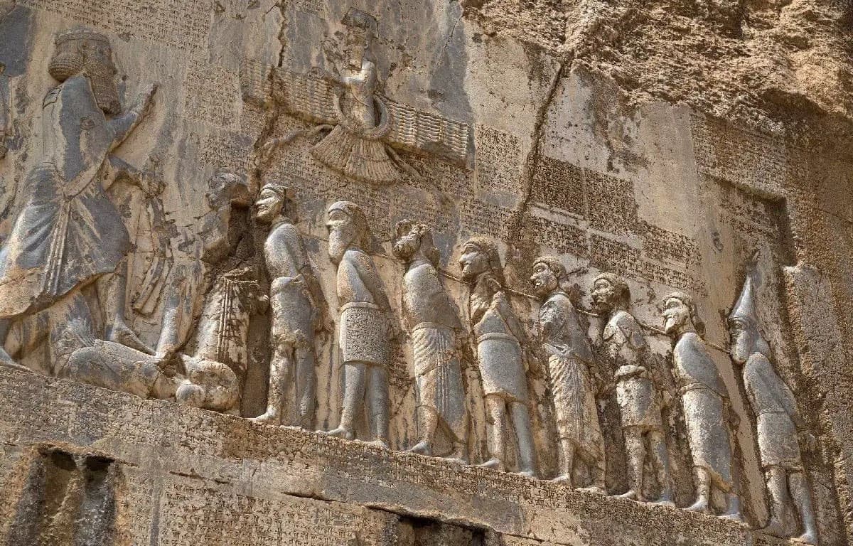 سنگنبشتهی داریوش بزرگ در بیستون